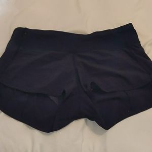 Lululemon speed shorts. 2.5in inseam size 6